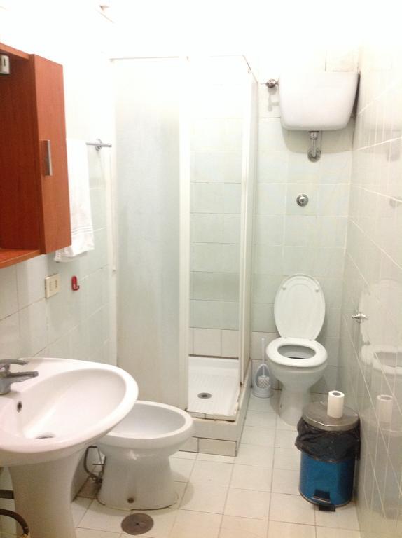 Evening Star Termini Hotel Rome Bagian luar foto